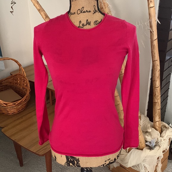 Ellen Tracy ultra fine extra fine merino wool Fuschia sweater S - Picture 2 of 7